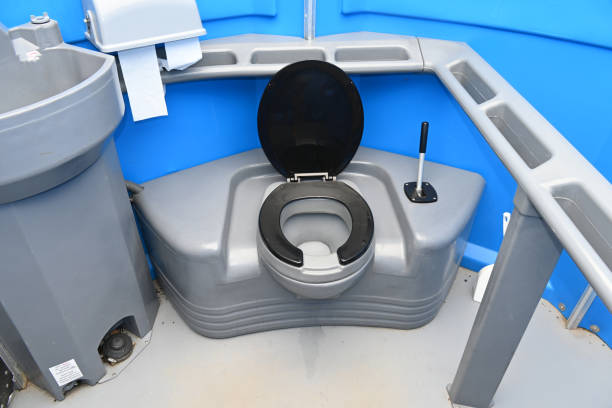 Best Portable restroom trailer rental  in Coalfield, TN